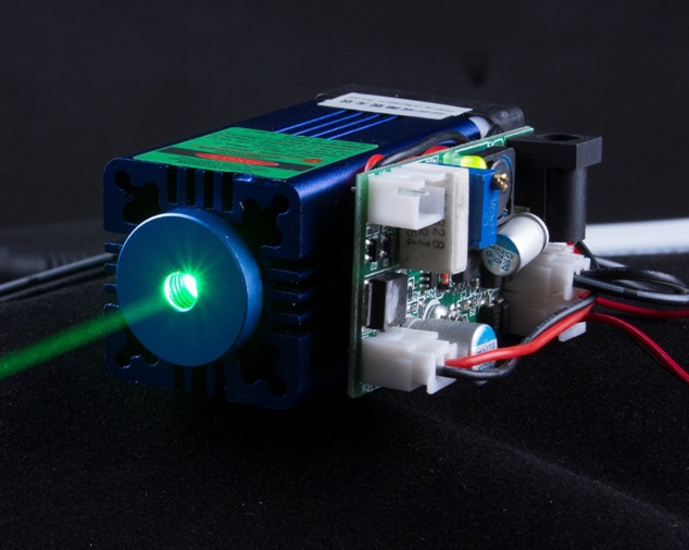 High Power Green Laser Dazzler to Block Security Cameras